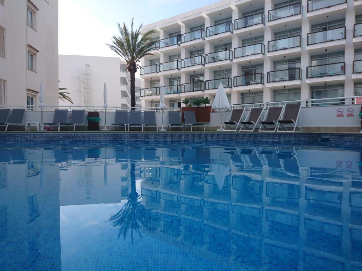 Apartamentos Es Cane Es Cana Exteriör bild