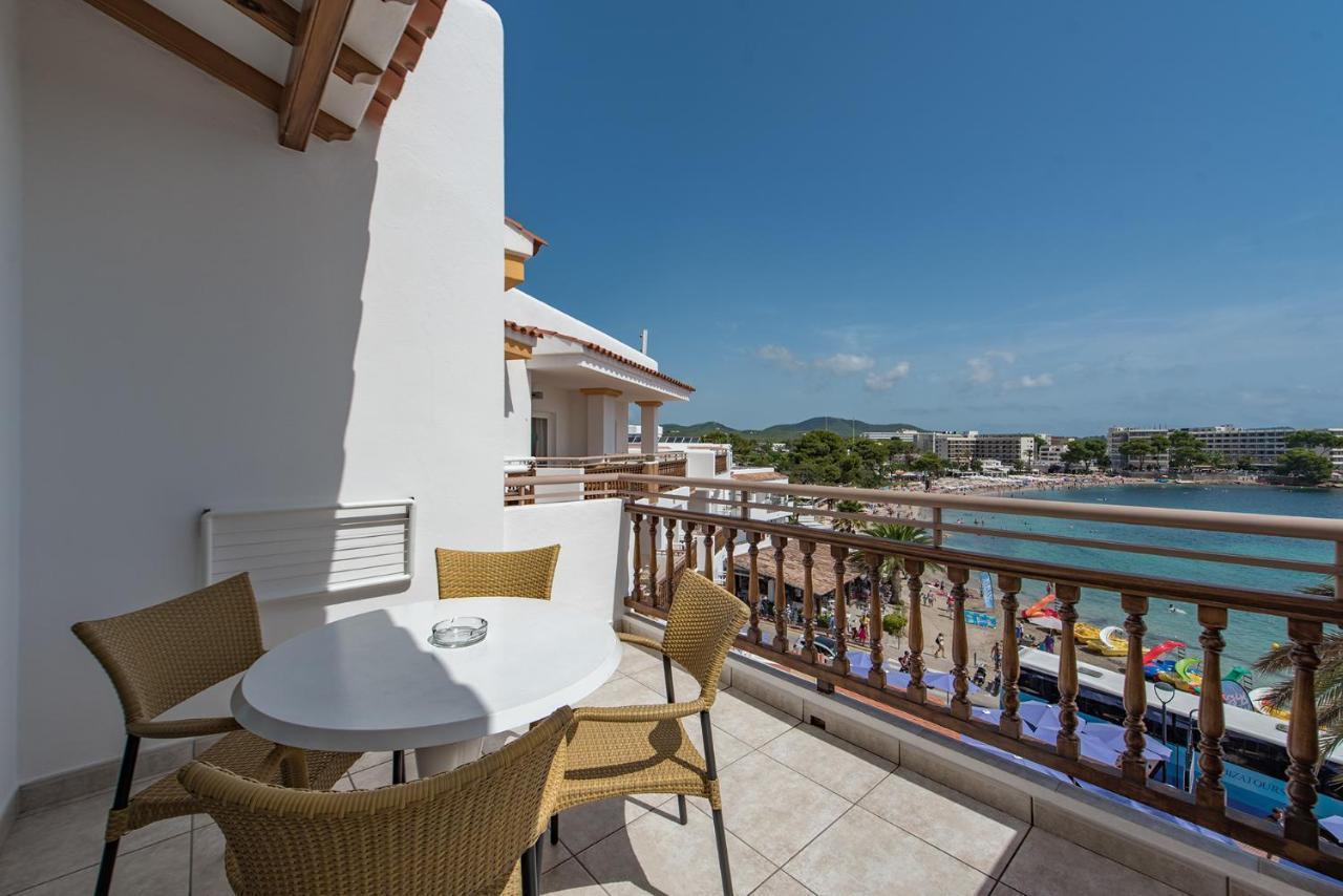 Apartamentos Es Cane Es Cana Exteriör bild