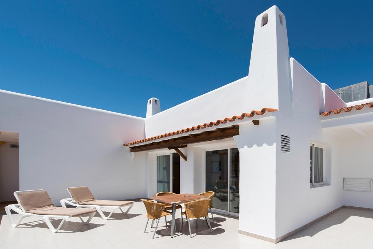 Apartamentos Es Cane Es Cana Exteriör bild